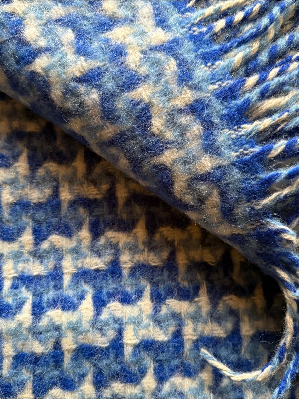 Yaroslav 100% Virgin Wool Throw Blanket Blue Cream Fringe 55x79 Made in Ukraine